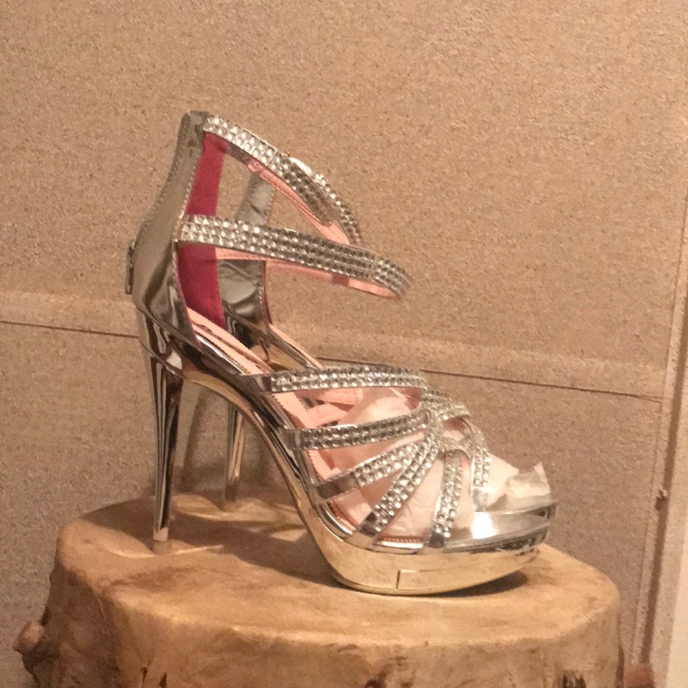 Pazzle Silver 4 inch high heels